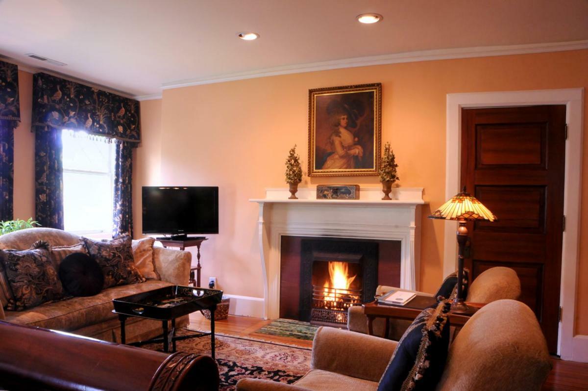Black Walnut B&B Inn Asheville Extérieur photo